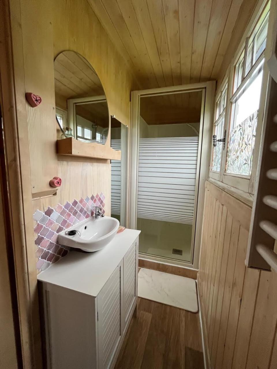Les Logements Insolites De La Base Nautique Verneuil  외부 사진